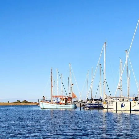 4 Personen In アパート