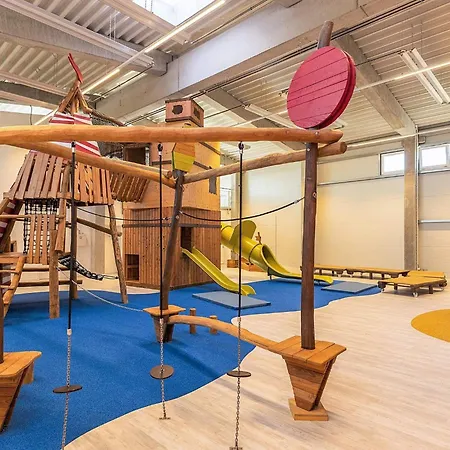 4 Personen In アパート